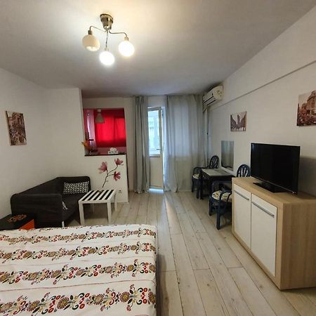 Апартаменты Garsonniera Maria Бухарест Экстерьер фото